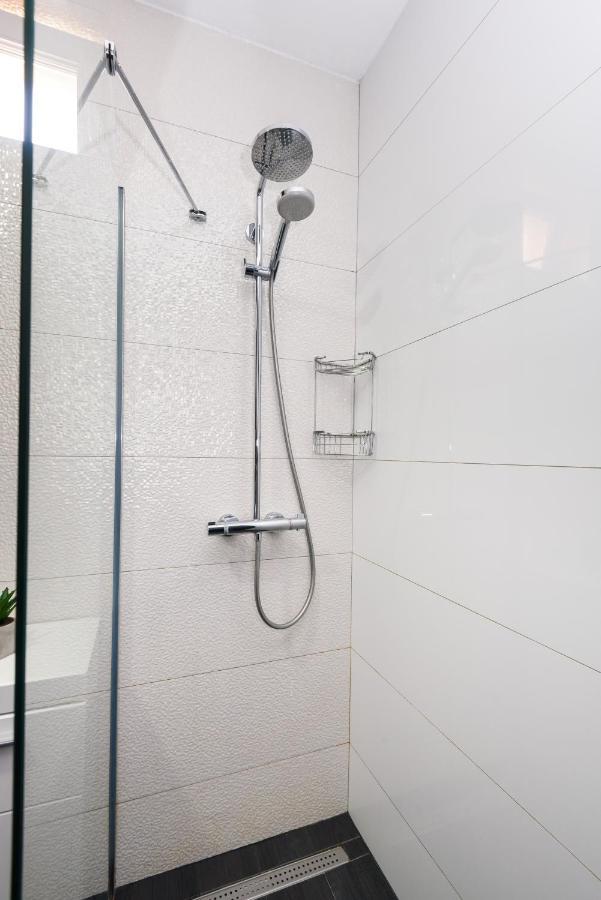 Apartment Tina Плоче Экстерьер фото