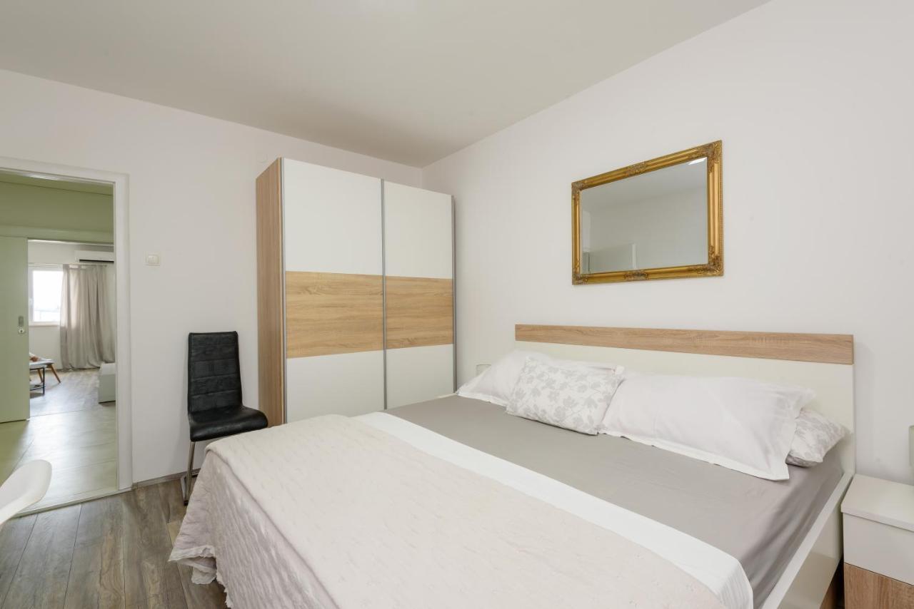 Apartment Tina Плоче Экстерьер фото