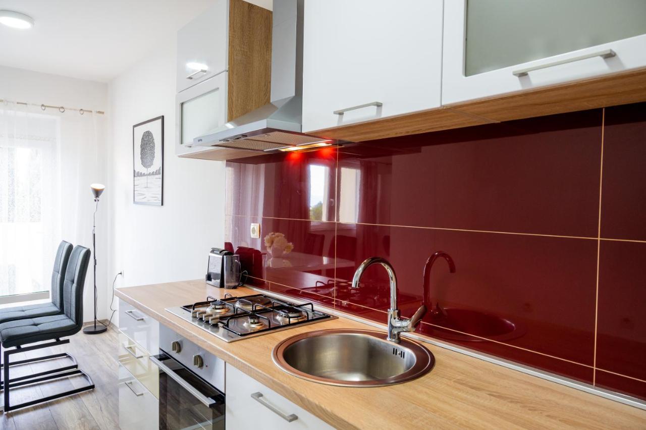 Apartment Tina Плоче Экстерьер фото