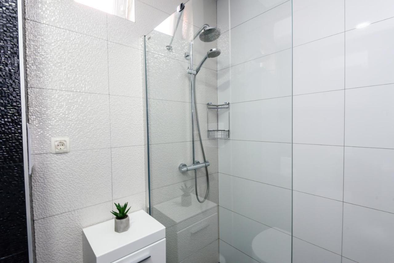 Apartment Tina Плоче Экстерьер фото